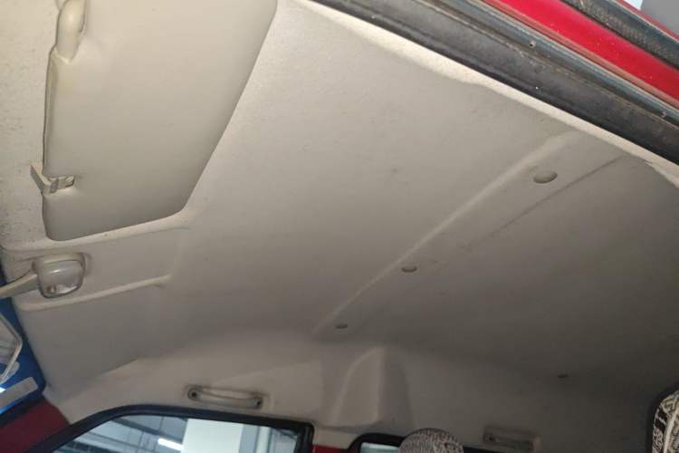 Used Dongfeng Xiaokang K07S 2017 1.2L Practical Version DK12-10 Headliner