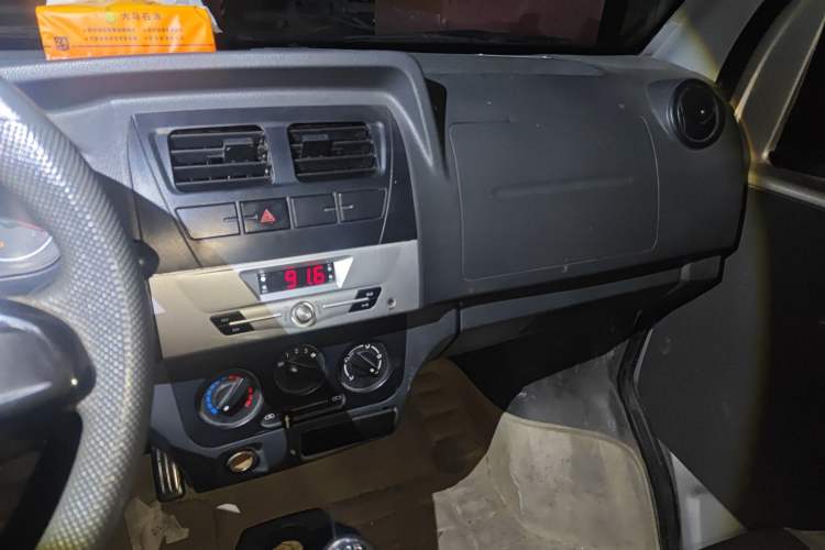Used Dongfeng Xiaokang K07S 2017 1.2L Practical Version DK12-10 Audio And AC Panel