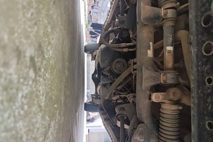 Used Dongfeng Xiaokang K07S 2017 1.2L Practical Version DK12-10 Chassis Front