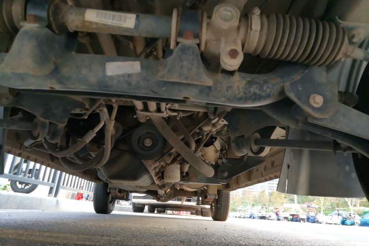 Used Dongfeng Xiaokang K07S 2017 1.2L Practical Version DK12-10 Chassis Front