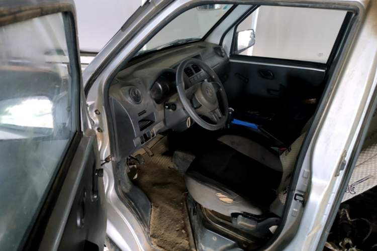 Used Dongfeng Xiaokang K07S 2017 1.2L Practical Version DK12-10 Driver Seat