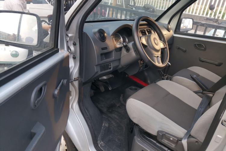 Used Dongfeng Xiaokang K07S 2017 1.2L Practical Version DK12-10 Driver Seat