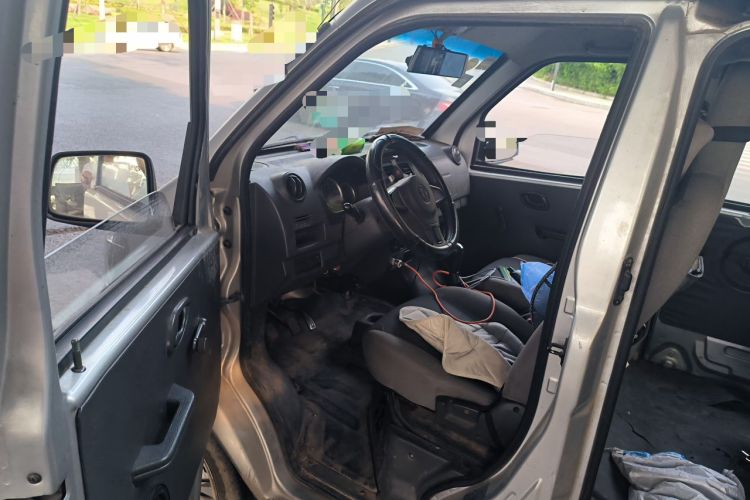 Used Dongfeng Xiaokang K07S 2017 1.2L Practical Version DK12-10 Driver Seat