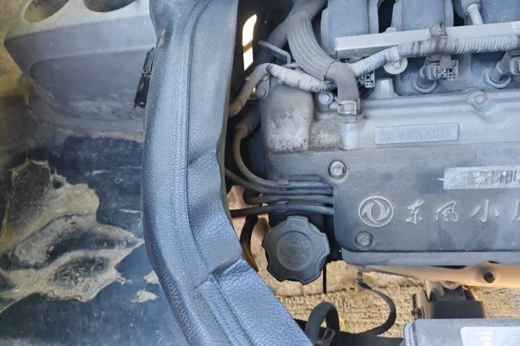 Used Dongfeng Xiaokang K07S 2017 1.2L Practical Version DK12-10 Engine Bay Right