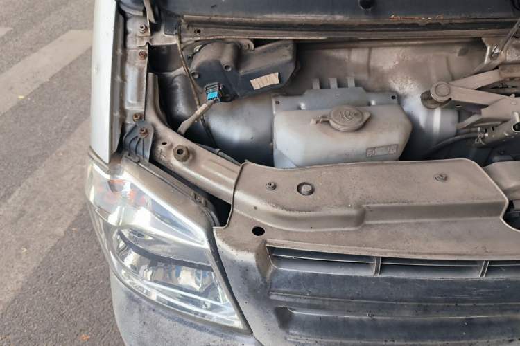 Used Dongfeng Xiaokang K07S 2017 1.2L Practical Version DK12-10 Engine Bay Right