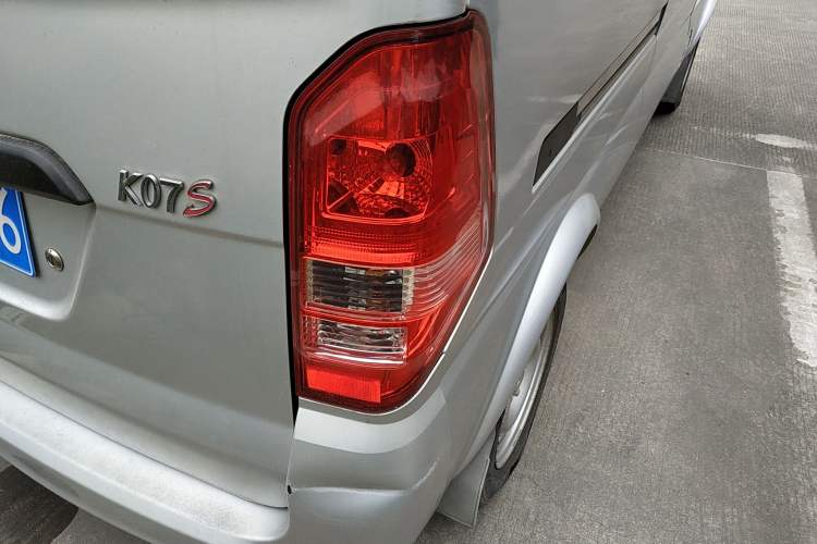 Used Dongfeng Xiaokang K07S 2017 1.2L Practical Version DK12-10 Exterior 6