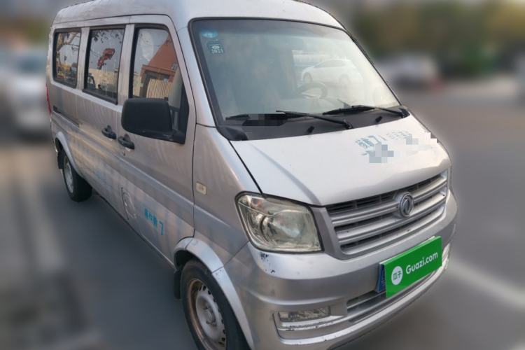Used Dongfeng Xiaokang K07S 2017 1.2L Practical Version DK12-10 Front Right 45 Deg