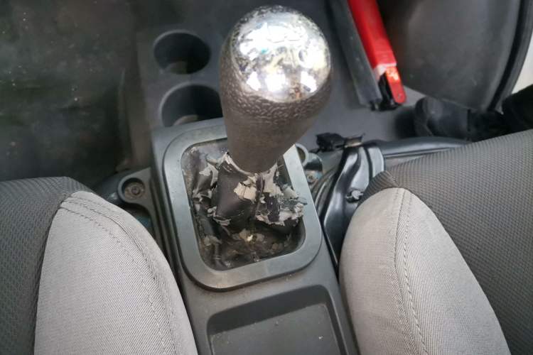 Used Dongfeng Xiaokang K07S 2017 1.2L Practical Version DK12-10 Gear Lever