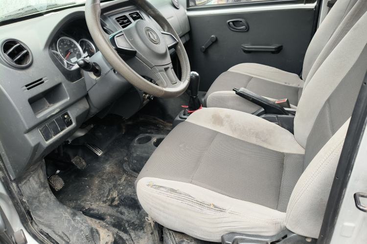 Used Dongfeng Xiaokang K07S 2017 1.2L Practical Version DK12-10 Left Front Seat