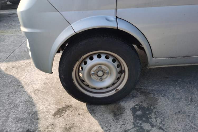 Used Dongfeng Xiaokang K07S 2017 1.2L Practical Version DK12-10 Left Front Wheel Hub