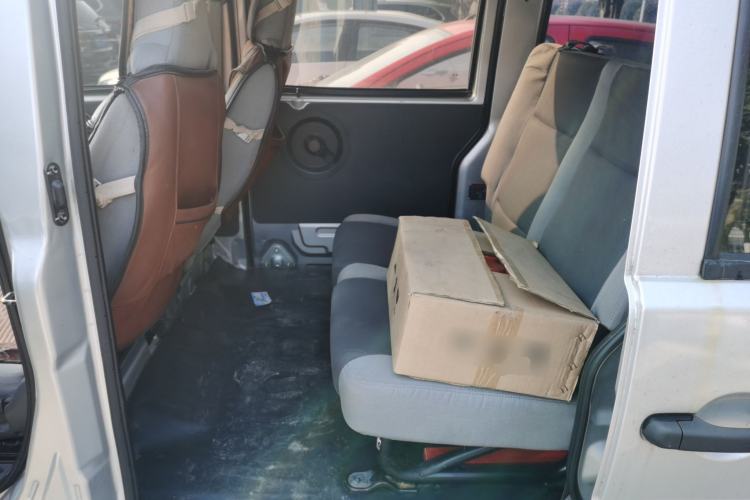 Used Dongfeng Xiaokang K07S 2017 1.2L Practical Version DK12-10 Left Rear Seat