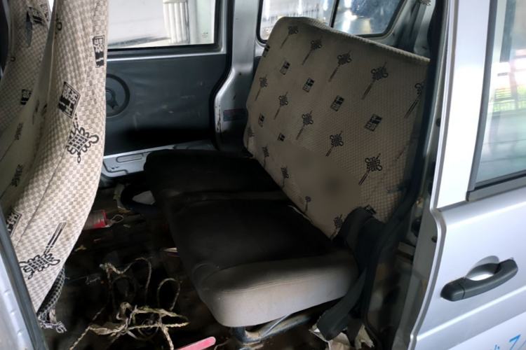 Used Dongfeng Xiaokang K07S 2017 1.2L Practical Version DK12-10 Left Rear Seat