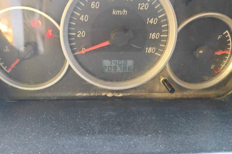 Used Dongfeng Xiaokang K07S 2017 1.2L Practical Version DK12-10 Odometer Close Up