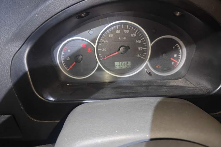 Used Dongfeng Xiaokang K07S 2017 1.2L Practical Version DK12-10 Odometer Close Up