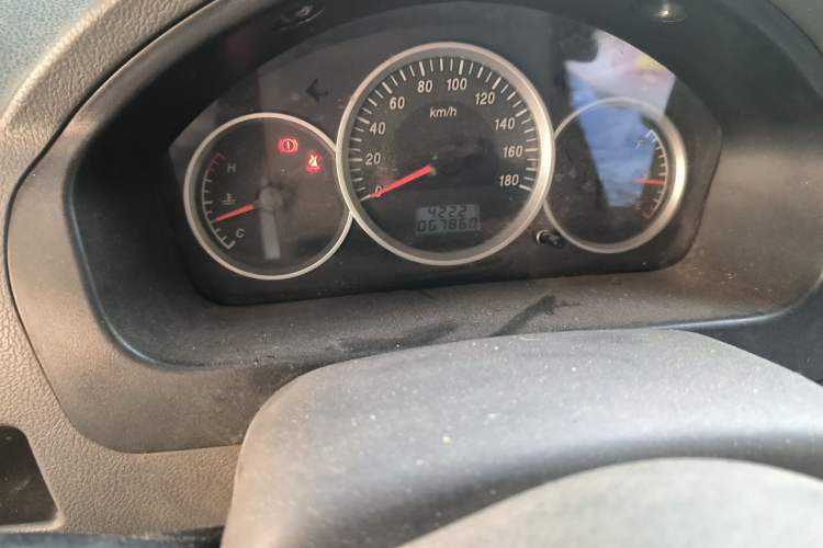 Used Dongfeng Xiaokang K07S 2017 1.2L Practical Version DK12-10 Odometer Close Up