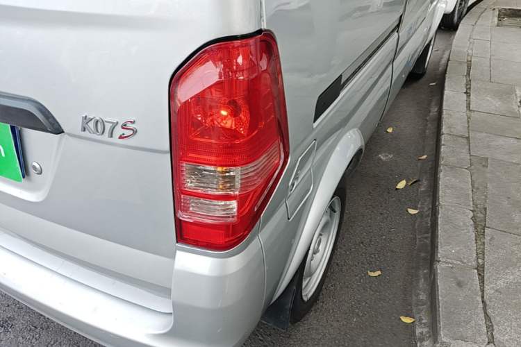 Used Dongfeng Xiaokang K07S 2017 1.2L Practical Version DK12-10 Right Rear Taillight