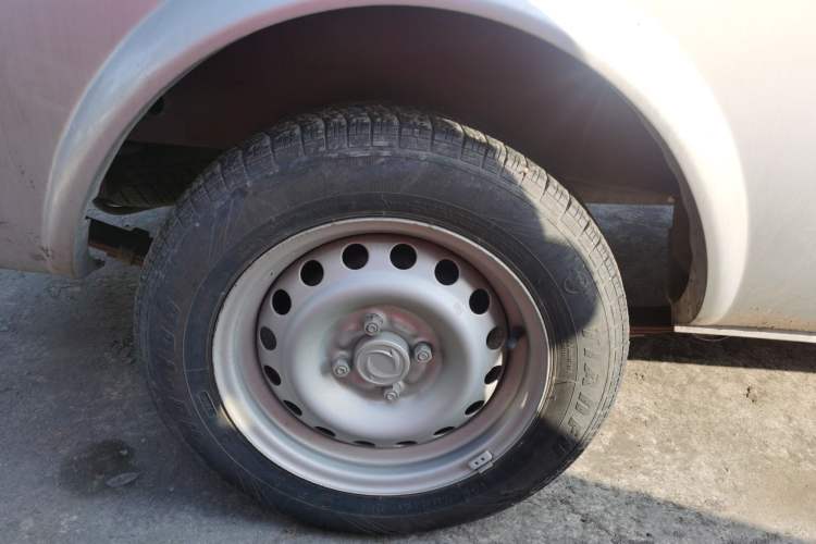 Used Dongfeng Xiaokang K07S 2017 1.2L Practical Version DK12-10 Right Rear Wheel Hub
