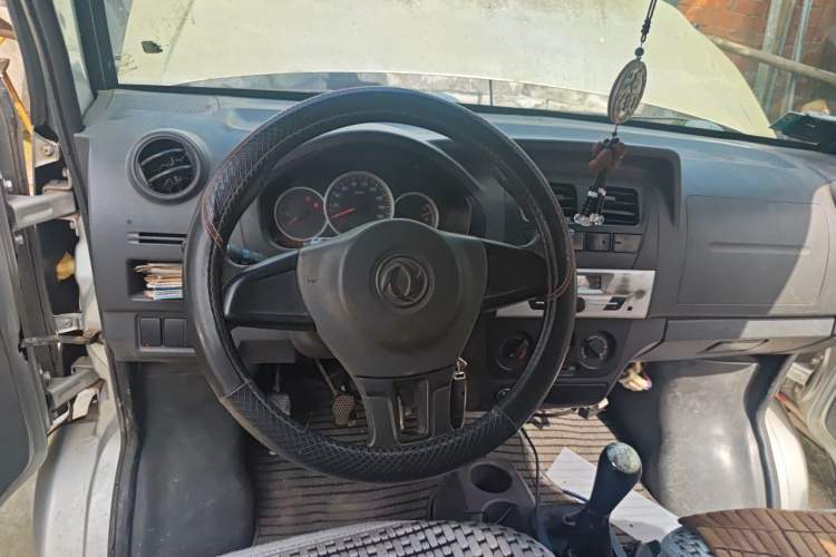 Used Dongfeng Xiaokang K07S 2017 1.2L Practical Version DK12-10 Steering Wheel