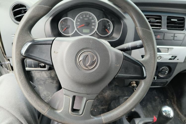 Used Dongfeng Xiaokang K07S 2017 1.2L Practical Version DK12-10 Steering Wheel