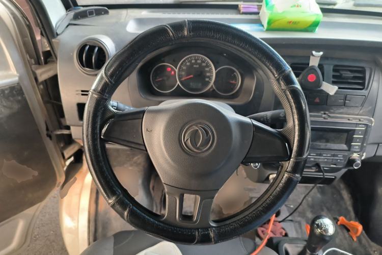Used Dongfeng Xiaokang K07S 2017 1.2L Practical Version DK12-10 Steering Wheel