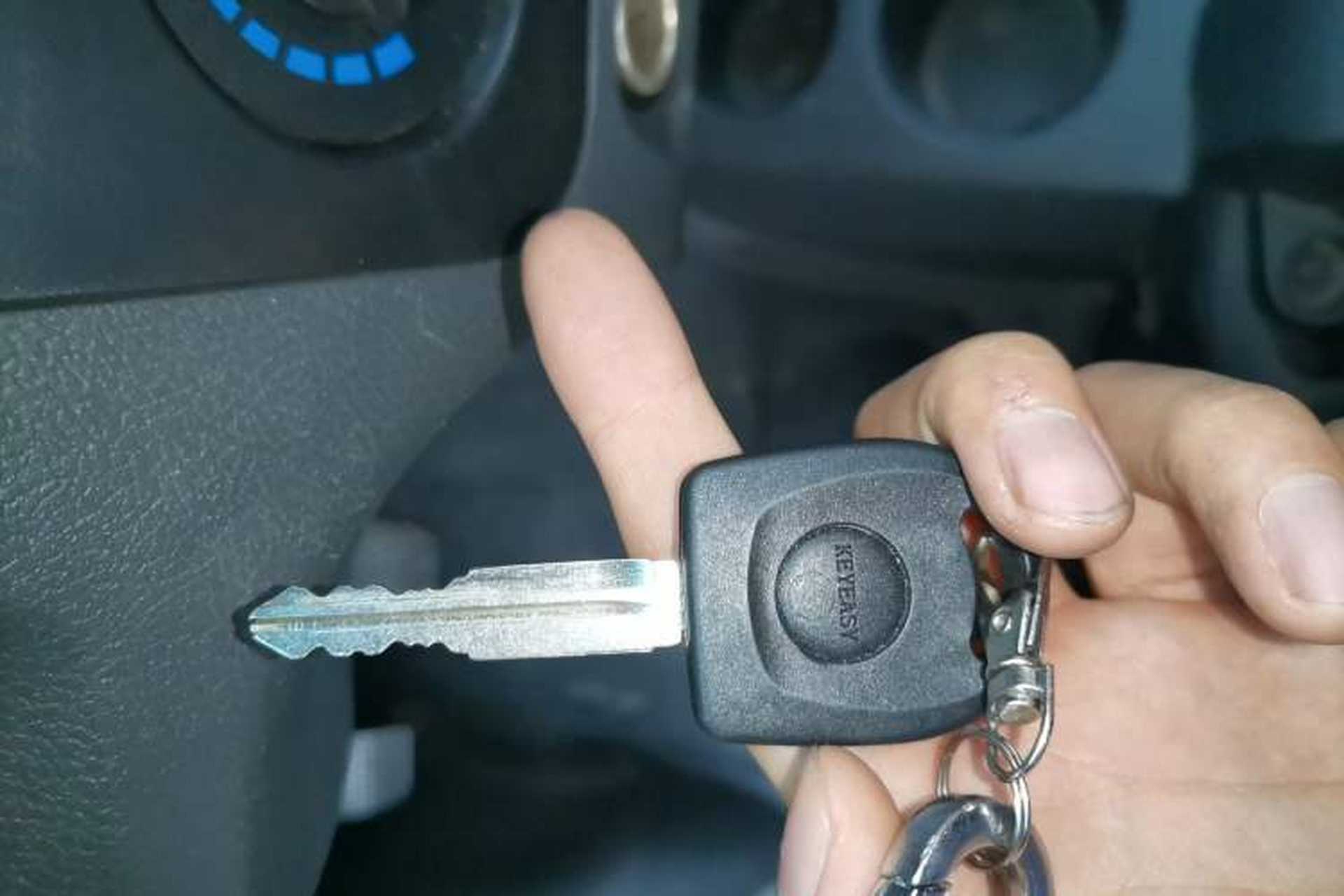 Used Dongfeng Xiaokang K07S 2017 1.2L Practical Version DK12-10 Vehicle Key