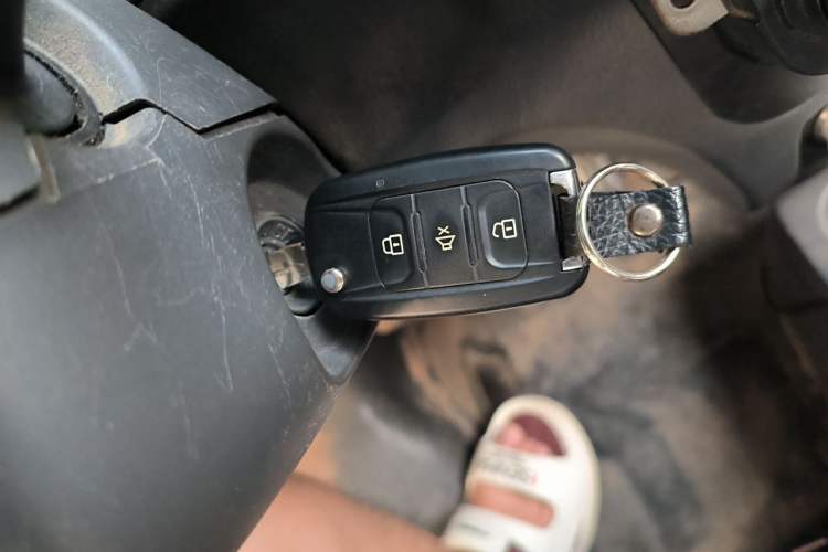 Used Dongfeng Xiaokang K07S 2017 1.2L Practical Version DK12-10 Vehicle Key