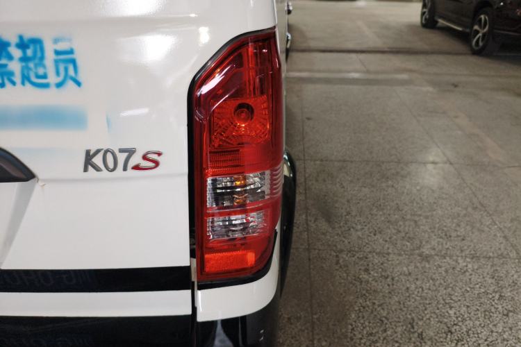 Used Dongfeng Xiaokang K07S 2017 1.2L Practical Version DK12-10 Right Rear Taillight