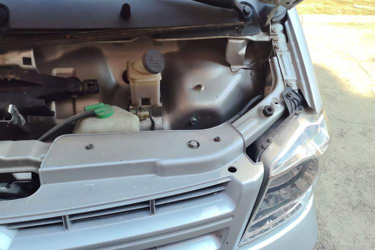 Used Dongfeng Xiaokang K07S 2018 1.0L Practical Version AF10-13 Engine Bay Left