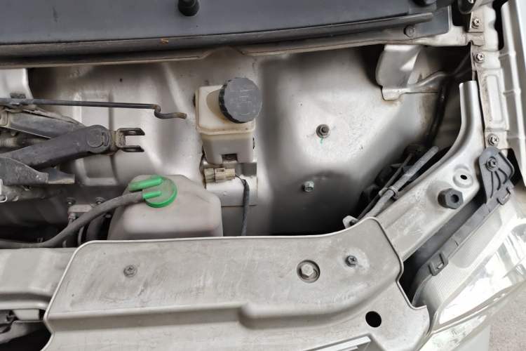 Used Dongfeng Xiaokang K07S 2018 1.0L Practical Version AF10-13 Engine Bay Left