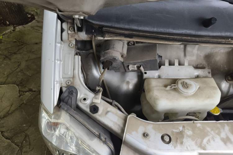 Used Dongfeng Xiaokang K07S 2018 1.0L Practical Version AF10-13 Engine Bay Right