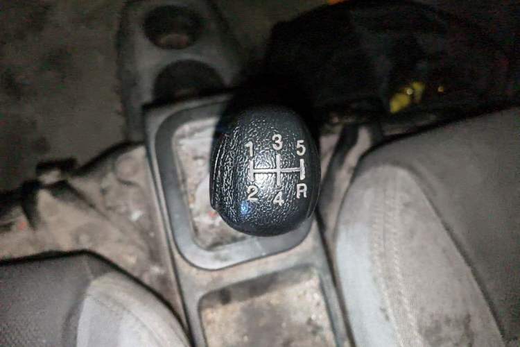 Used Dongfeng Xiaokang K07S 2018 1.0L Practical Version AF10-13 Gear Lever