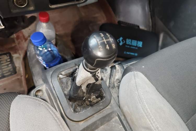 Used Dongfeng Xiaokang K07S 2018 1.0L Practical Version AF10-13 Gear Lever