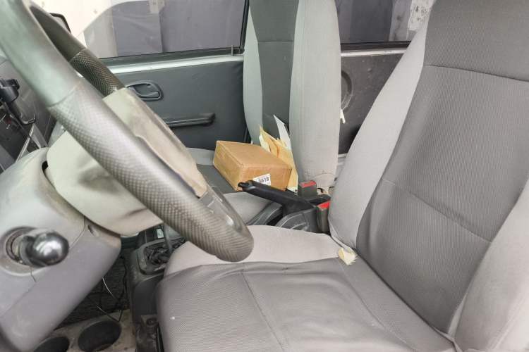Used Dongfeng Xiaokang K07S 2018 1.0L Practical Version AF10-13 Left Front Seat