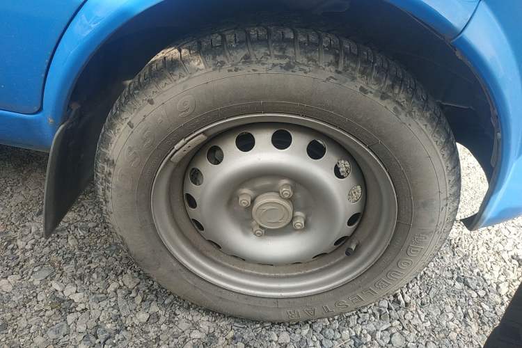 Used Dongfeng Xiaokang K07S 2018 1.2L Practical Model DK12 Right Front Wheel Hub