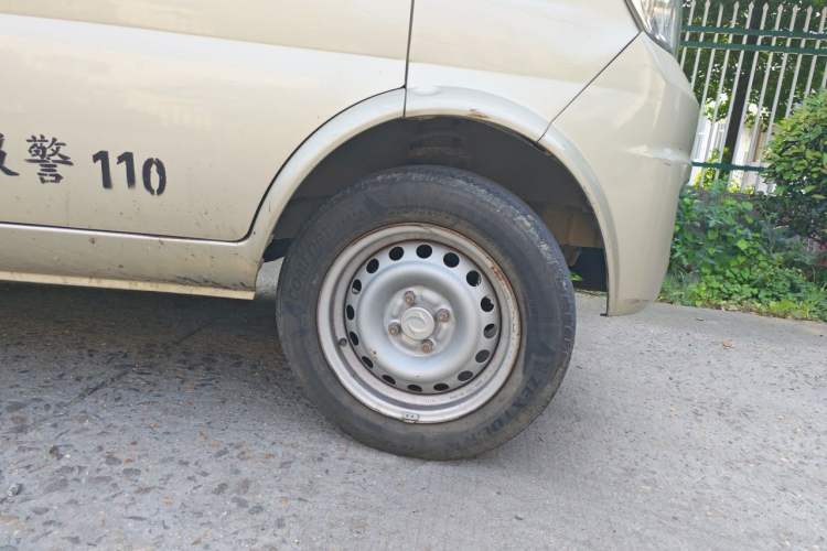 Used Dongfeng Xiaokang K07S 2018 1.0L Practical Version AF10-13 Right Front Wheel Hub
