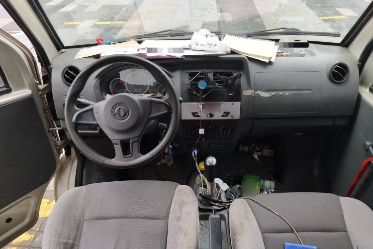 Used Dongfeng Xiaokang K07S 2019 1.2L Practical Version China VI Standard DK12 Center Console