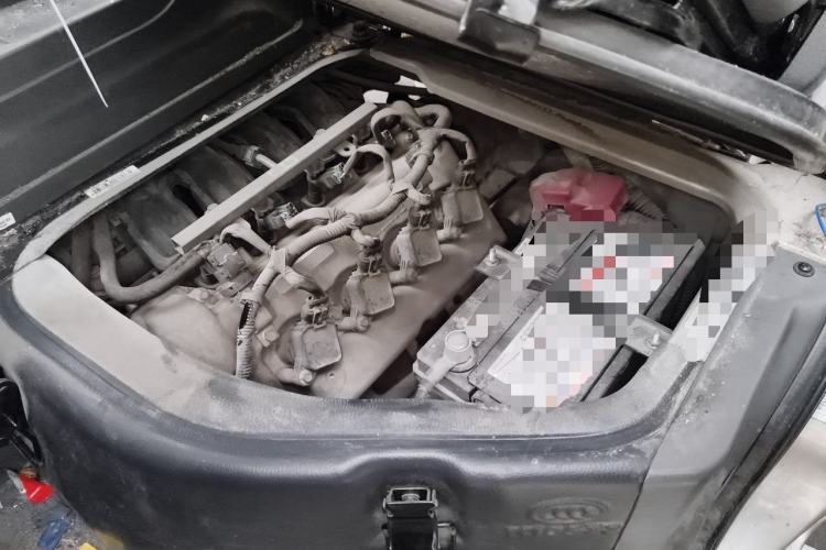 Used Dongfeng Xiaokang K07S 2019 1.2L Practical Version China VI Standard DK12 Engine Bay