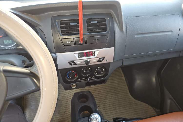 Used Dongfeng Xiaokang K07S 2019 1.2L Practical Version China VI Standard DK12 Audio And AC Panel