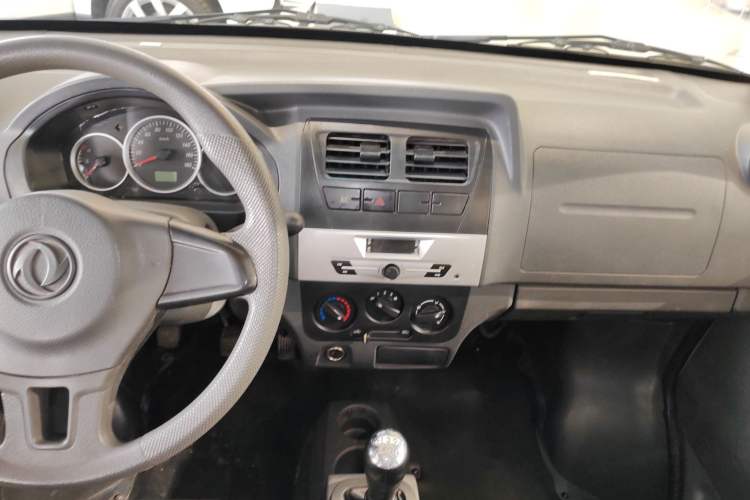 Used Dongfeng Xiaokang K07S 2019 1.2L Practical Version China VI Standard DK12 Audio And AC Panel