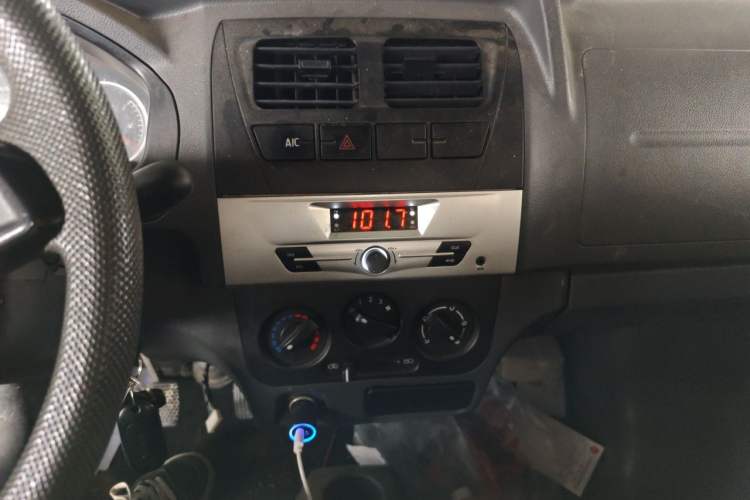 Used Dongfeng Xiaokang K07S 2019 1.2L Practical Version China VI Standard DK12 Audio And AC Panel