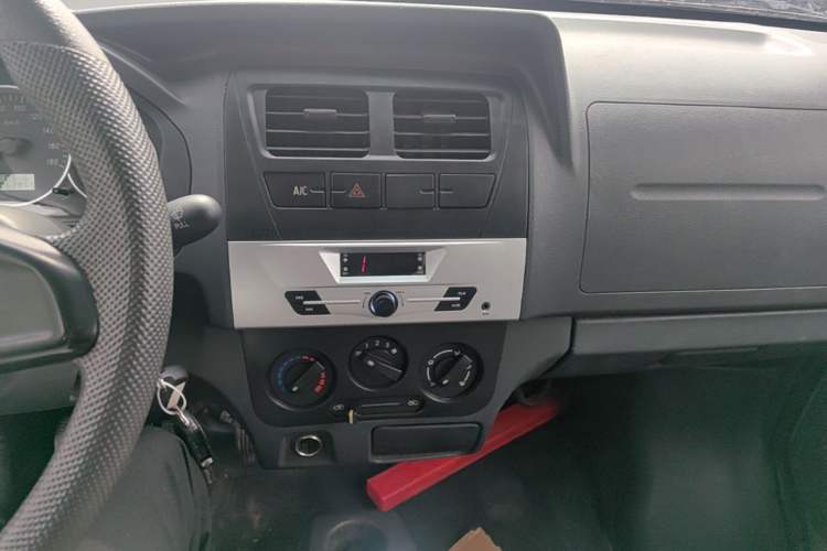 Used Dongfeng Xiaokang K07S 2019 1.2L Practical Version China VI Standard DK12 Audio And AC Panel