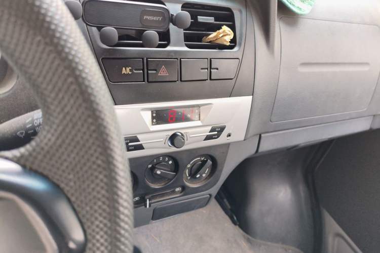 Used Dongfeng Xiaokang K07S 2019 1.2L Practical Version China VI Standard DK12 Audio And AC Panel