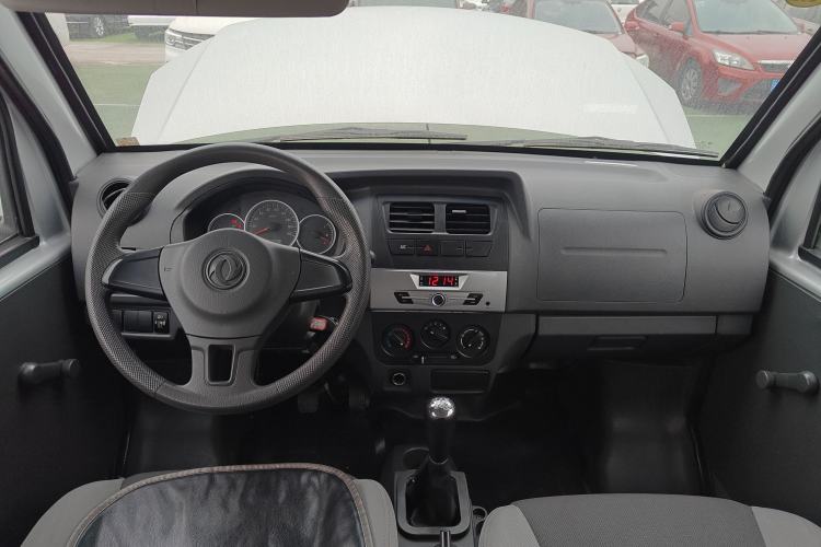 Used Dongfeng Xiaokang K07S 2019 1.2L Practical Version China VI Standard DK12 Center Console