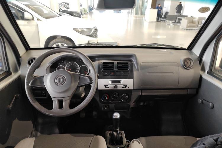 Used Dongfeng Xiaokang K07S 2019 1.2L Practical Version China VI Standard DK12 Center Console