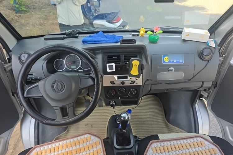 Used Dongfeng Xiaokang K07S 2019 1.2L Practical Version China VI Standard DK12 Center Console