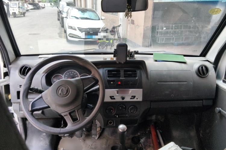 Used Dongfeng Xiaokang K07S 2019 1.2L Practical Version China VI Standard DK12 Center Console
