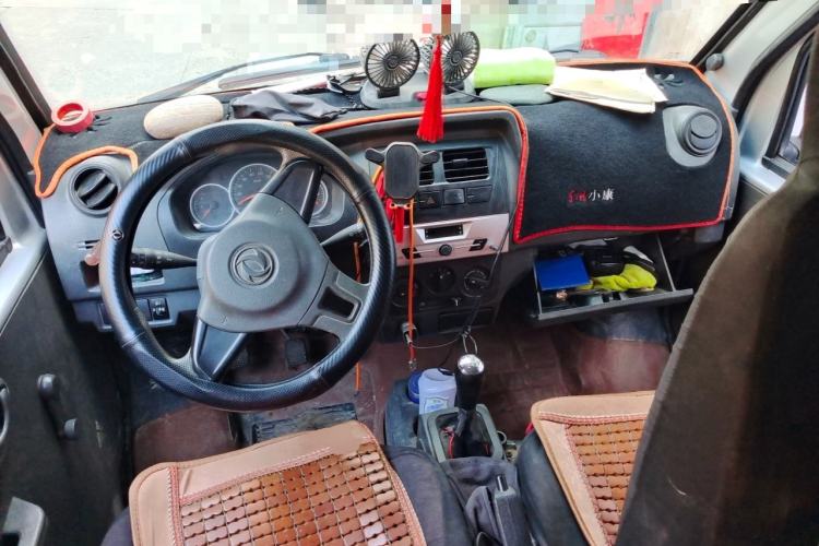 Used Dongfeng Xiaokang K07S 2019 1.2L Practical Version China VI Standard DK12 Center Console