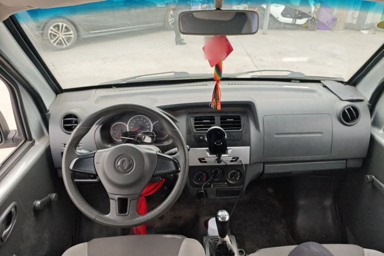 Used Dongfeng Xiaokang K07S 2019 1.2L Practical Version China VI Standard DK12 Center Console