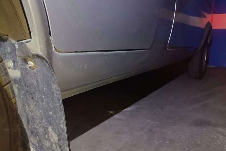 Used Dongfeng Xiaokang K07S 2019 1.2L Practical Version China VI Standard DK12 Chassis Front Left