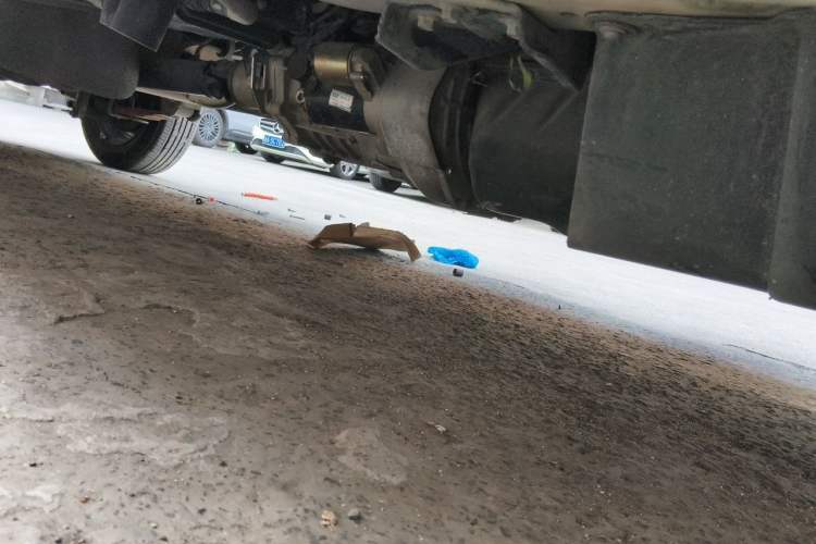Used Dongfeng Xiaokang K07S 2019 1.2L Practical Version China VI Standard DK12 Chassis Front Right